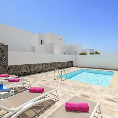 Villa Alicia By Villa Plus Playa Blanca  Luaran gambar