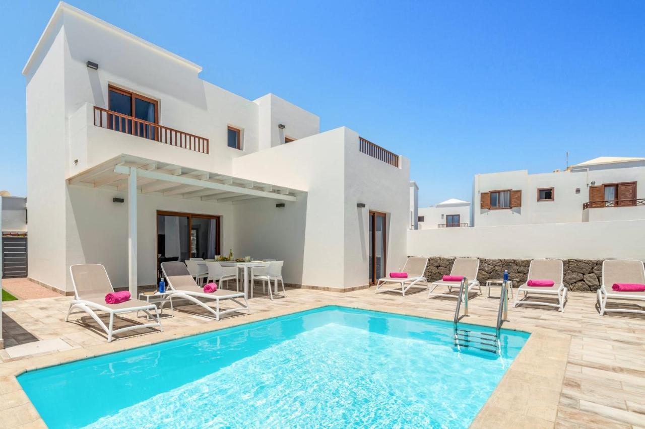 Villa Alicia By Villa Plus Playa Blanca  Luaran gambar
